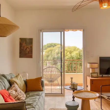 Very 60m With Balcony Near The Beaches! Apartmán