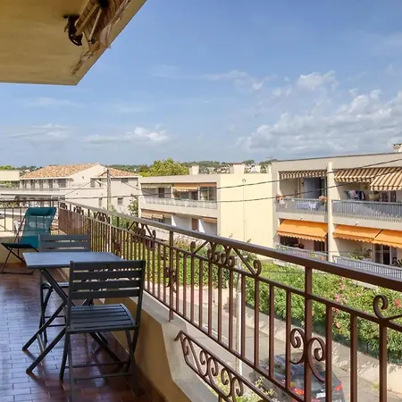 Apartmán Very 60m With Balcony Near The Beaches!