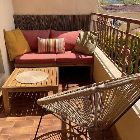 Very 60m With Balcony Near The Beaches! Apartmán